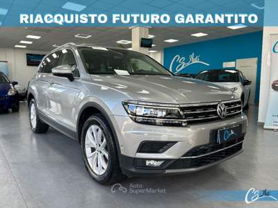 Volkswagen Tiguan 2.0 tdi Sport 4motion 150cv dsg TETTO apribile Bronzo usata Carlentini
