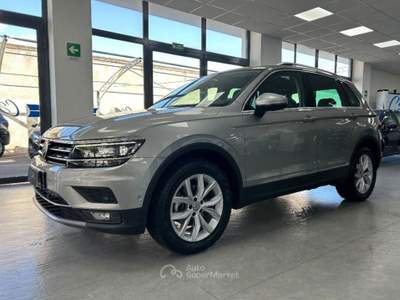 Volkswagen Tiguan 2.0 tdi Sport 4motion 150cv dsg TETTO apribile Bronzo usata Carlentini