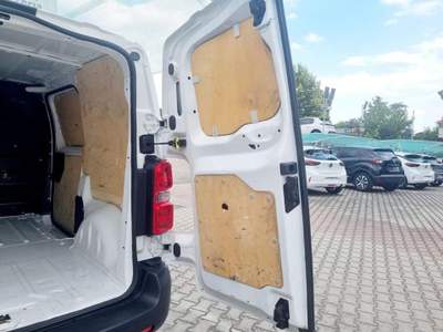 Citroen Jumpy 1.5 BlueHDi 120 S&S Furgone M Club Bianco usata Rubano