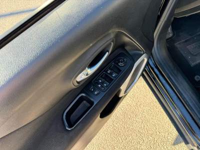 Jeep Renegade 1.6 Mjt 120 CV Longitude Nero usata San Giuseppe Vesuviano