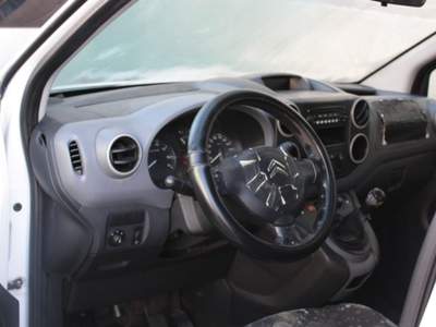 Citroen Berlingo 1.6 HDi 90 5 posti Combi Autovettura Bianco usata Castelnuovo Rangone