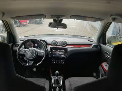 Suzuki Swift Sport 1.4 Hybrid World Champion Edition Giallo usata Castelnuovo Rangone