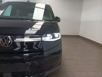 Volkswagen Multivan 2.0 TDI 150CV DSG Style Nero usata Magenta