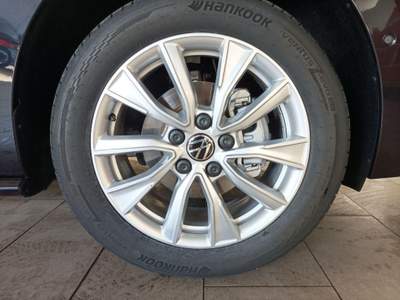 Volkswagen Multivan 2.0 TDI 150CV DSG Style Nero usata Magenta