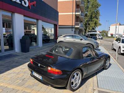 BMW Z3 1.8 cat Roadster Nero usata Alba