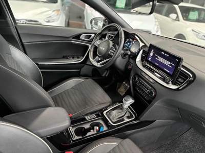 Kia XCeed 1.5 T-GDi 160 CV MHEV DCT GT-Line Bianco usata Pesaro