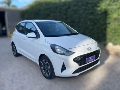 Hyundai i10 1.0 GPL Econext Connectline Bianco usata Somma Vesuviana