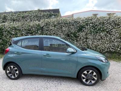 Hyundai i10 1.0 MPI Connectline Verde usata Somma Vesuviana