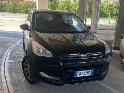 Ford Kuga 4x4  Nero usata Castelnuovo del Garda