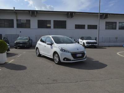 Peugeot 208 BlueHDi 100 5 porte Allure Bianco usata Fondi
