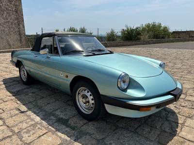 Alfa Romeo Spider Duetto 1.6 Carburatori Iscr. ASI Verde usata Castellaneta