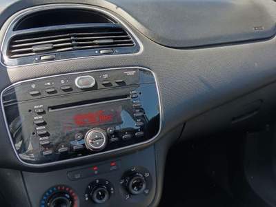 Fiat Punto 1.3 MJT II S&S 95 CV 5p. Street Bianco usata Modica