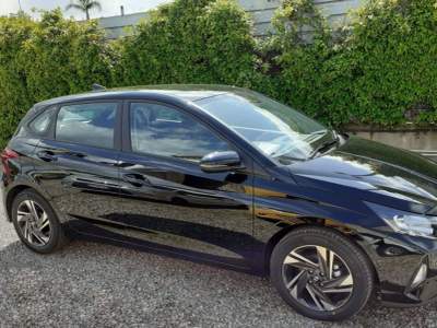 Hyundai i20 1.2 MPI MT Connectline Nero usata Somma Vesuviana