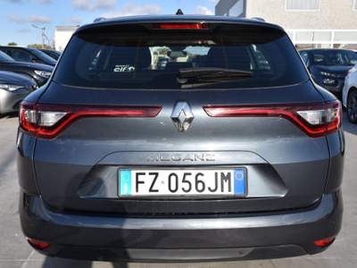 Renault Mégane Mégane Sporter Blue dCi 115 CV Business Grigio usata San Vito dei Normanni