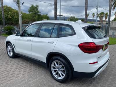 BMW X3 sDrive18d 48V Business Advantage Aut. Bianco usata Giarre