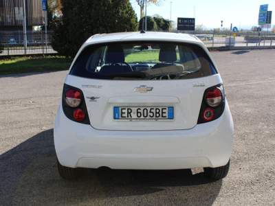Chevrolet Aveo 1.2 86CV metano 5 porte LT Bianco usata Fontanellato