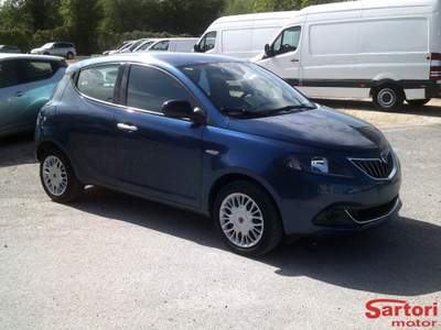 Lancia Ypsilon 1.0 FireFly 5p.S&S Hyb. Eco A.F. Blu/Azzurro usata Mogliano Veneto