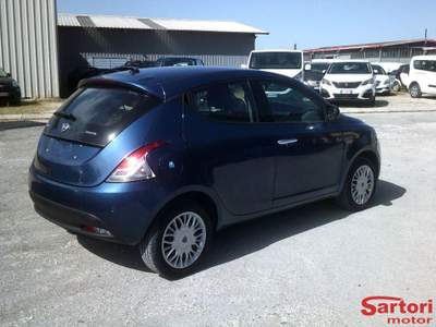 Lancia Ypsilon 1.0 FireFly 5p.S&S Hyb. Eco A.F. Blu/Azzurro usata Mogliano Veneto