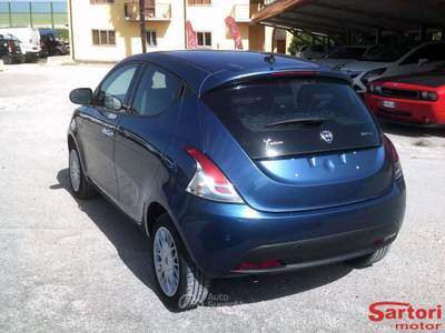 Lancia Ypsilon 1.0 FireFly 5p.S&S Hyb. Eco A.F. Blu/Azzurro usata Mogliano Veneto