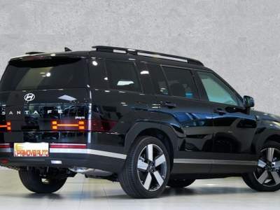 Hyundai Santa Fe 1.6 T-GDi HEV 4WD AT 7 posti XCLASS Nero usata Castelnuovo Rangone