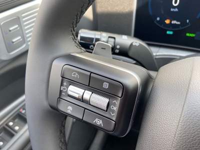 Hyundai Santa Fe 1.6 T-GDi HEV 4WD AT 7 posti XCLASS Bianco usata Castelnuovo Rangone