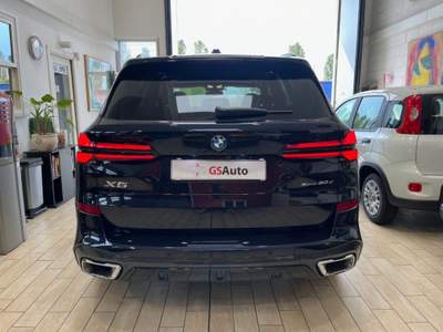 BMW X5 xDrive30d 48V Msport Blu/Azzurro usata Cassina de' Pecchi