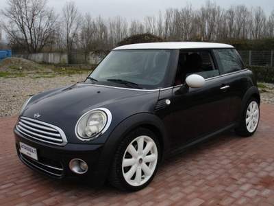 MINI Cooper 1.6 16V Cooper D int PELLE Nero usata Rimini