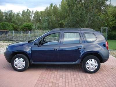 Dacia Duster 1.5 dCi 90CV 4x4 X TUTTO E X TUTTI NEOPATENTATO Blu/Azzurro usata Rimini