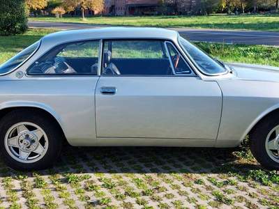 Alfa Romeo GT GT 20 Veloce Argento usata Scandiano