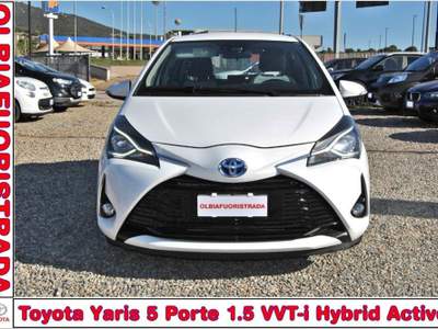 Toyota Yaris 1.5 Hybrid 5 porte Active Bianco usata Olbia