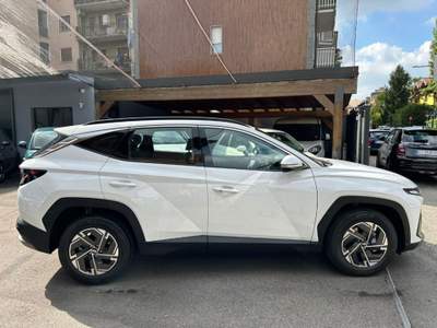 Hyundai Tucson 1.6 CRDI 48V Maxx 136CV Bianco usata Cinisello Balsamo