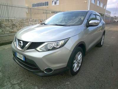 Nissan Qashqai 1.5 dCi Acenta KM 81900 Grigio usata Montemesola