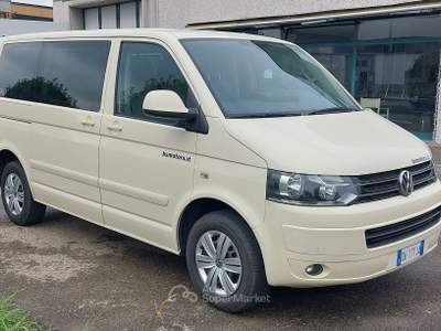 Volkswagen Caravelle Volkswagen T5 Caravelle 9 posti Beige usata Scandiano