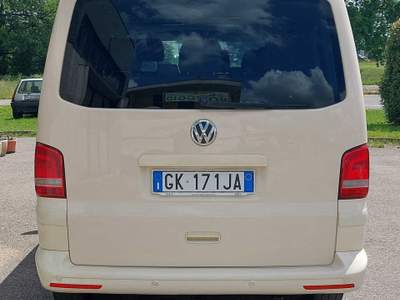 Volkswagen Caravelle Volkswagen T5 Caravelle 9 posti Beige usata Scandiano