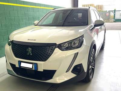 Peugeot 2008 PureTech 130 S&S EAT8 Allure Bianco usata abbiategrasso