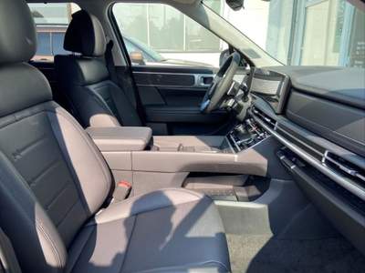 Hyundai Santa Fe 1.6 T-GDi HEV 4WD AT 7 posti XCLASS Nero usata Castelnuovo Rangone