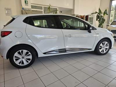 Renault Clio Clio dCi 8V 75CV 5p. Moschino Intens                                                         Bianco usata Caltanissetta