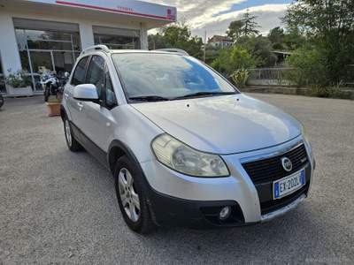 Fiat Sedici Sedici 1.9 MJT 4x4 Dynamic 4 X 4  CON GANCIO TRAINO                                Grigio usata Caltanissetta