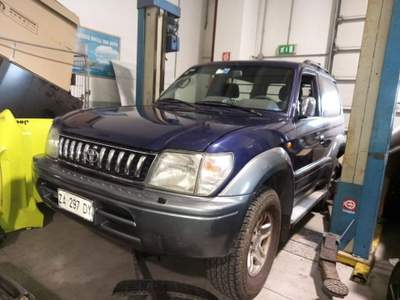 Toyota Land Cruiser turbodiesel 3 porte KZJ90 GX Blu/Azzurro usata Bra