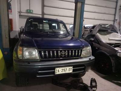 Toyota Land Cruiser turbodiesel 3 porte KZJ90 GX Blu/Azzurro usata Bra