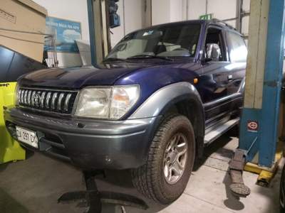 Toyota Land Cruiser turbodiesel 3 porte KZJ90 GX Blu/Azzurro usata Bra