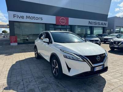 Nissan Qashqai 1.3 mhev N Connecta 2wd 140cv Bianco usata Taranto