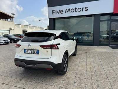 Nissan Qashqai 1.3 mhev N Connecta 2wd 140cv Bianco usata Taranto
