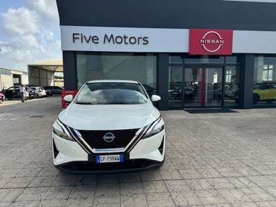 Nissan Qashqai 1.3 mhev N Connecta 2wd 140cv Bianco usata Taranto