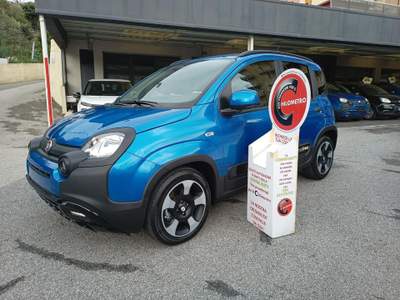 Fiat Panda 1.0 Hybrid Pandina NUOVA INCENTIVI EURO 0-1-2-3-4 Giallo usata Genova