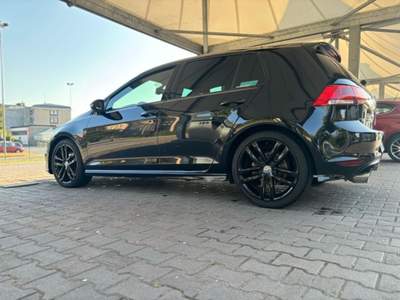 Volkswagen Golf R-LINE Nero usata Varedo