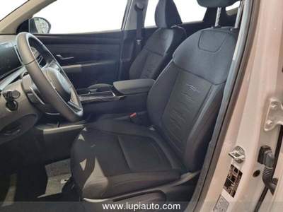 Hyundai Tucson 1.6 CRDi MHEV 2wd 136cv Business DCT Bianco usata Pistoia