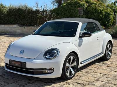Volkswagen Maggiolino Cabrio 1.4 TSI DSG Sport 60's (Fender/LED/Auto) Bianco usata Castellaneta