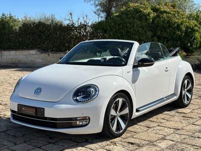 Volkswagen Maggiolino Cabrio 1.4 TSI DSG Sport 60's (Fender/LED/Auto) Bianco usata Castellaneta