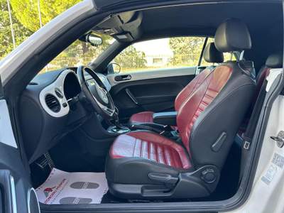 Volkswagen Maggiolino Cabrio 1.4 TSI DSG Sport 60's (Fender/LED/Auto) Bianco usata Castellaneta